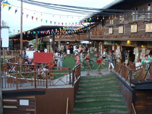 DSC09323 (Small).JPG